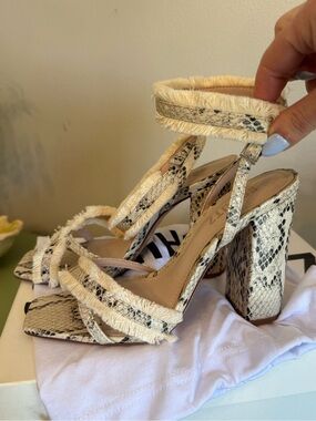 SCHUTZ Cream Snakeskin Fringe Strappy Heels